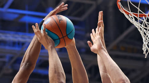 Краснодарский поезд тронулся с новым машинистом // Локомотив-Кубань обыграл Зенит в первом после смены тренера большом матче