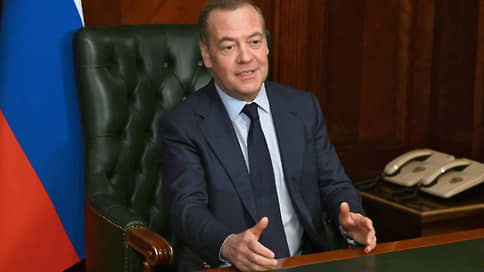 Главное из интервью зампреда Совбеза РФ Дмитрия Медведева // Медведев: лучше никакого СНВ-4, чем договор, который маскирует недоверие сторон