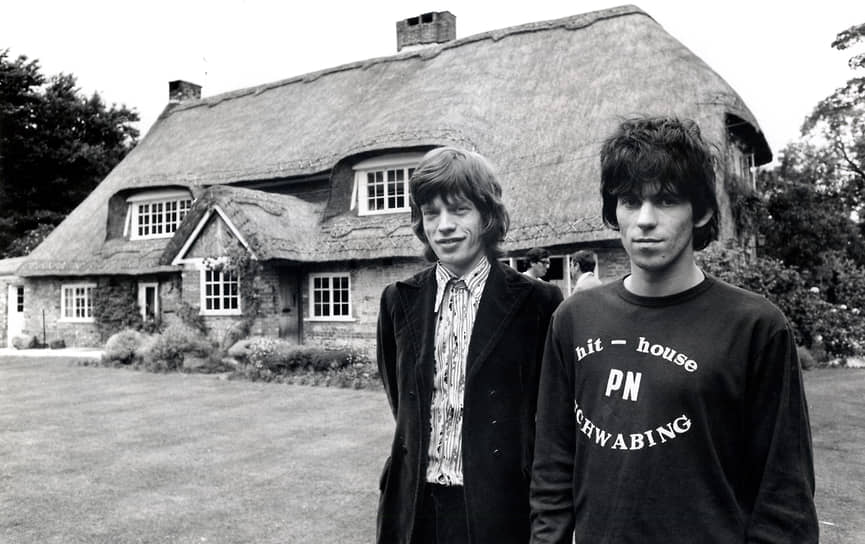 Мик Джаггер (слева) и Кит Ричардс из группы The Rolling Stones