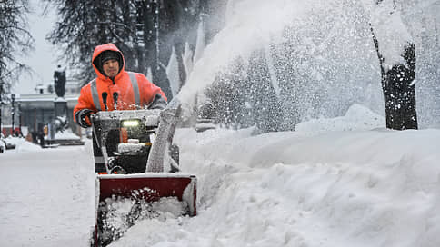 Что происходит в Москве после мощного снегопада: последствия и прогнозы // В Москве побит рекорд 1995 года по количеству выпавших осадков за 27 январ