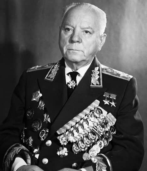 Климент Ворошилов скончался 2 декабря 1969 года, был похоронен на Красной площади в Москве у Кремлевской стены