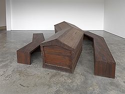 Coffin, 2005