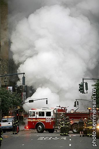 19.07.2007 В центре Манхэттена взорвалась труба паропровода