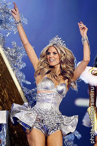 15.11.2007 Шоу-показ Victoria's Secret 2007 в Лос-Анджелесе