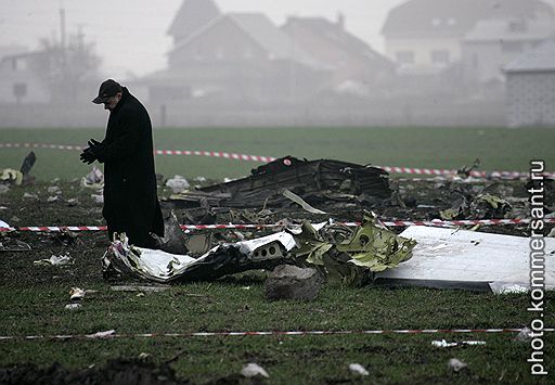 09.12.2007 На Украине, в районе аэропорта "Жуляны", потерпел крушение пассажирский самолет Beach Craft, следовавший рейсом из Чехии в Киев. В результате погибли пять человек