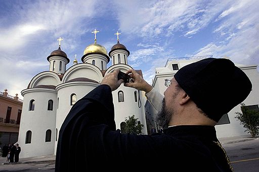 19.10.2008 В Гаване состоялось историческое открытие первого храма Русской православной церкви в честь Казанской иконы Божьей Матери. Освятил храм  митрополит Смоленский и Калининградский Кирилл 