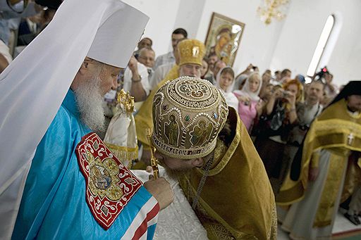 19.10.2008 В Гаване состоялось историческое открытие первого храма Русской православной церкви в честь Казанской иконы Божьей Матери. Освятил храм  митрополит Смоленский и Калининградский Кирилл 
