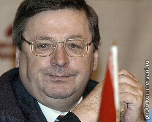 Первый вице-президент ОАО "СУАЛ-Холдинг" Владимир Скорняков во время Третьей Международной недели металлов. Форум прошел в "Президент-Отеле".
