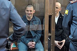 Обвиняемые по уголовному делу об организации "ореховской" преступной группировки Сергей Буторин (слева) и Марат Полянский (слева) во время судебного заседания в Московском городском суде  