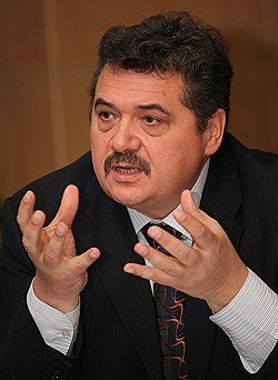 Начальник Управления Генеральной прокуратуры РФ Сергей Куденеев 