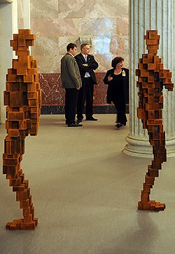 Пиксельные человечки Гормли  
