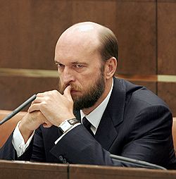 Директор "Межпромбанка" Сергей Пугачев  