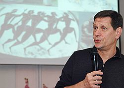Заместитель председателя правительства России Александр Жуков 
