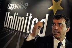 Член совета директоров EADS, глава Lagardere Арно Лагардер 