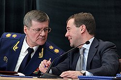 Генеральный прокурор России Юрий Чайка и президент России Дмитрий Медведев