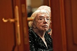 Председатель Московской Хельсинкской группы Людмила Алексеева  