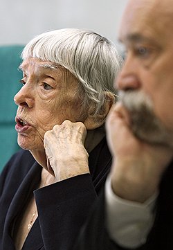 Председатель Московской Хельсинкской группы Людмила Алексеева  