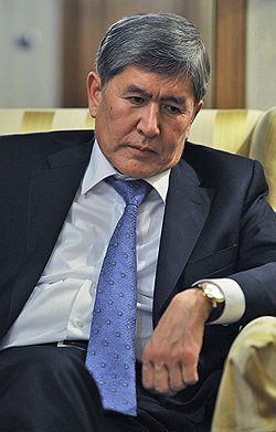 Кыргызстан теперь не та страна, которая будет у кого-то клянчить кредиты. Если кто-то хочет нам помочь, мы не откажемся 