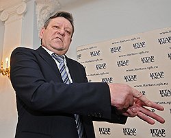 Бывший губернатор Ленинградской области Валерий Сердюков