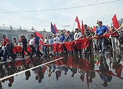 Акция оппозиции "Марш миллионов", под лозунгами "За честную, легитимную власть!", "За Россию без Путина, жуликов и воров!", "Требуем досрочных парламентских и президентских выборов!" 