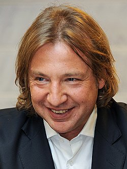 Генеральный директор телеканала "ТНТ" Роман Петренко  