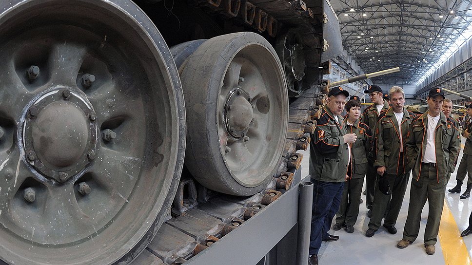 "Уралвагонзавод" подцепили к Петербургу