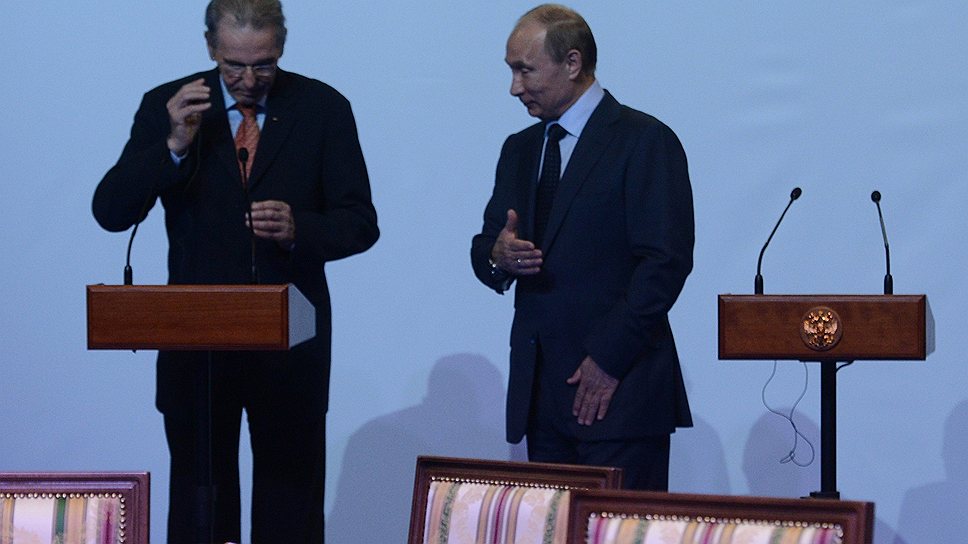 Президент России Владимир Путин рассказал президенту МОК Жаку Рогге, что всем придется поработать, чтобы восстановить борьбу в качестве олимпийского вида спорта