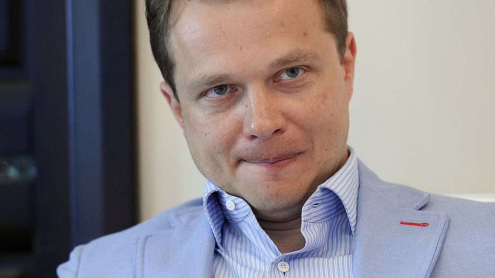Мы получаем много писем от людей, которые живут на территориях, примыкающих к Бульварному кольцу: "Введите и у нас платную парковку, чтобы и у нас стало меньше машин" 