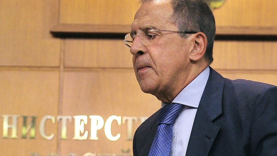 Глава МИД РФ Сергей Лавров ушел от прямого ответа на вопрос, какой будет реакция Москвы в случае военной интервенции стран НАТО в Сирии  