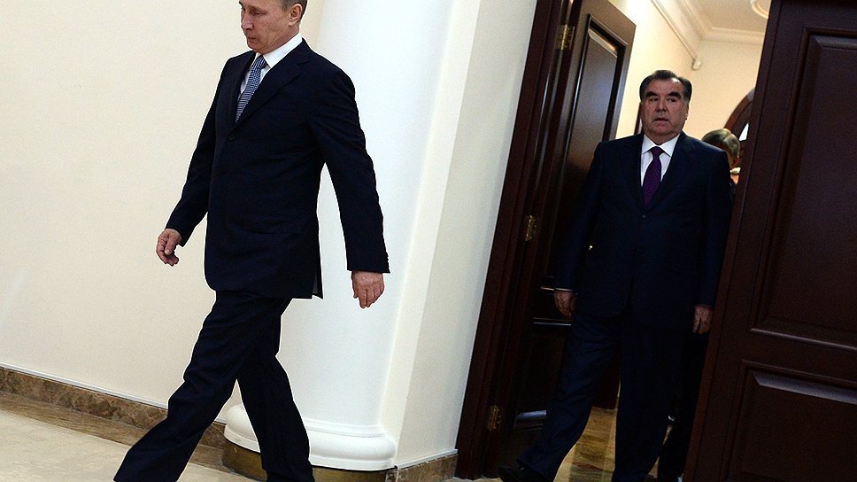 В ходе саммита Владимир Путин встретился с Александром Лукашенко, в том числе и неофициально  