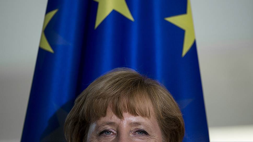 Канцлер Германии Ангела Меркель оказалась миролюбивее своих коллег — она настаивает на продолжении диалога с Россией 