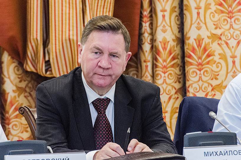 Губернатор Курской области Александр Михайлов