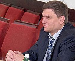 По версии следствия, Александр Крохмаль требовал деньги за прекращение проверки, на ход которой он не мог повлиять