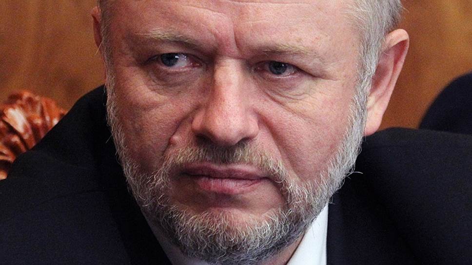 25 мая исполняется 55 лет директору Федеральной службы по военно-техническому сотрудничеству Александру Фомину
