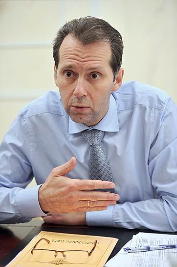 Когда служба была в ведении Минобороны, то в срывах программы по утилизации боеприпасов всегда была виновата промышленность 