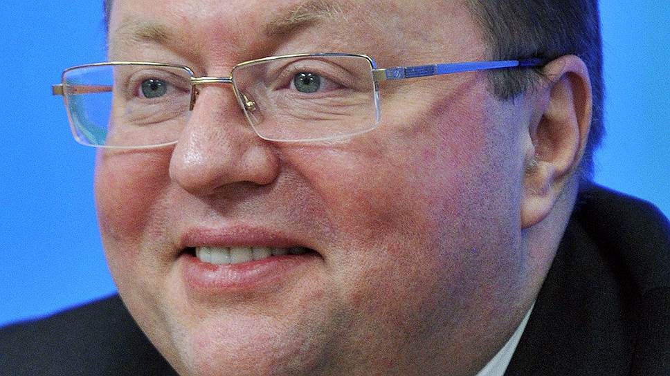 6 июля исполнится 49 лет председателю Высшего арбитражного суда РФ Антону Иванову