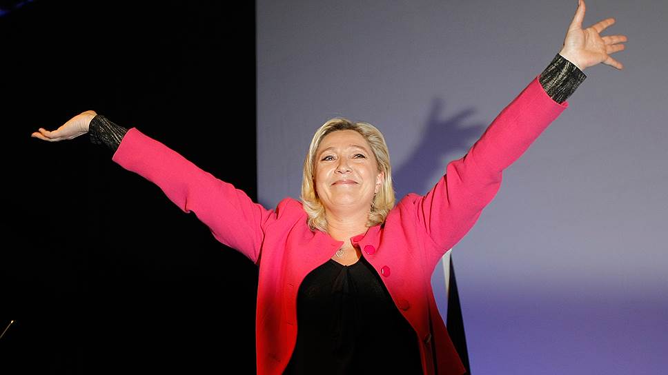 Лидер французской партии "Национальный фронт" (FN) Марин Ле Пен 