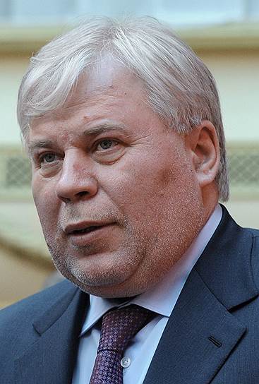 Сегодня исполняется 54 года адвокату, члену Общественной палаты Анатолию Кучерене  