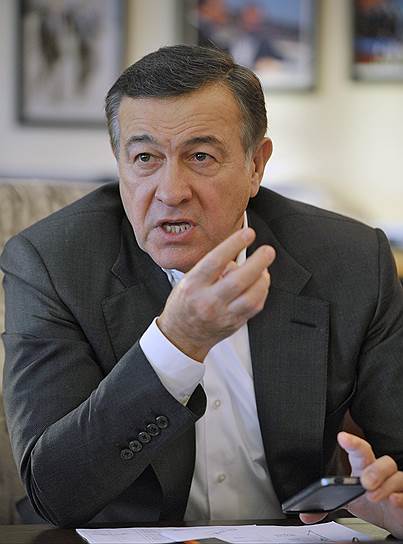 Crocus стоит на болоте, Agalarov Estate был построен на болоте, Vegas на Каширском шоссе — на болоте, два стадиона — на болоте. А остров Русский даже болотом назвать нельзя  