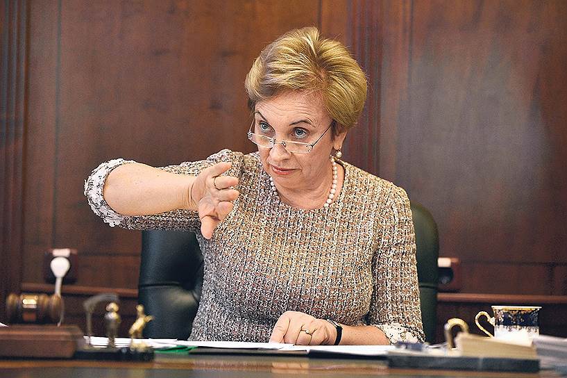 Приговоры, которые бездумно скопированы с обвинительного заключения, мы отменяем и выносим в адрес судей частные определения