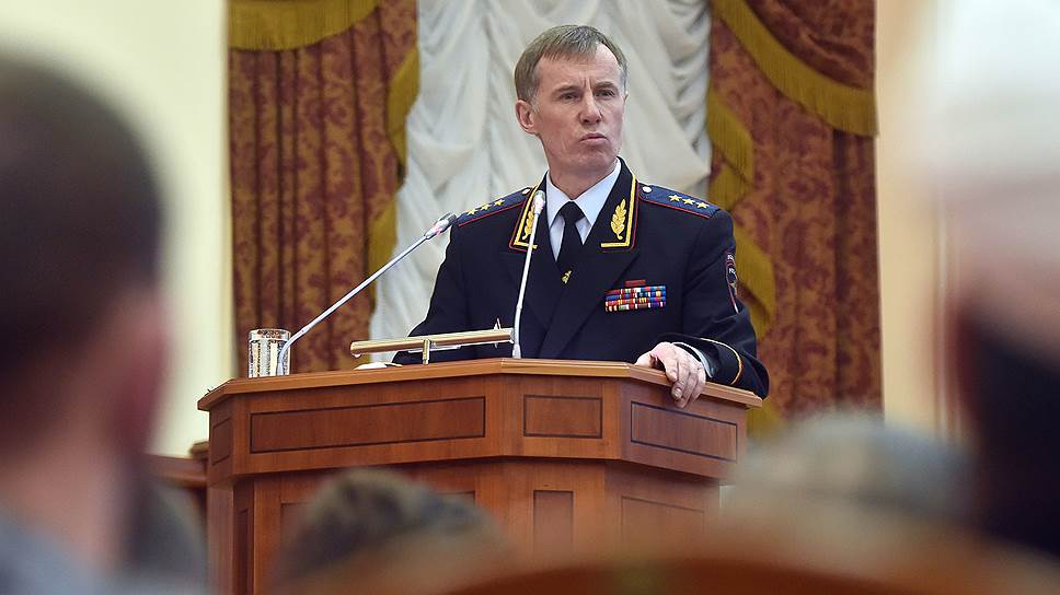 Расширенное заседание коллегии ГУ МВД России по Москве по вопросу: "Об итогах оперативно-служебной деятельности подазделений ГУ МВД России по городу Москве за 2014 год и задачах по укреплению правопорядка на 2015 год". Первый заместитель Министра внутренних дел России Александр Горовой во время заседания
