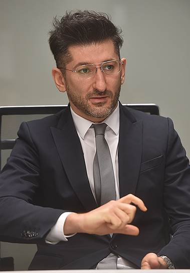 Мы понимаем, что есть сговор между Промсвязьбанком,  «Благосостоянием» и Максимом Ноготковым. Цель всей этой истории — продажа активов МТС 