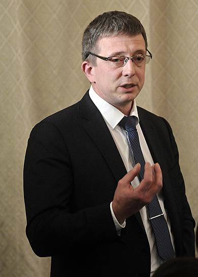 Генеральный директор ЗАО "Оранж-Девелопмент" Сергей Русаков во время заседания Совета по сохранению культурного наследия по приспособлению здания Конюшенного ведомства под апарт-отель 