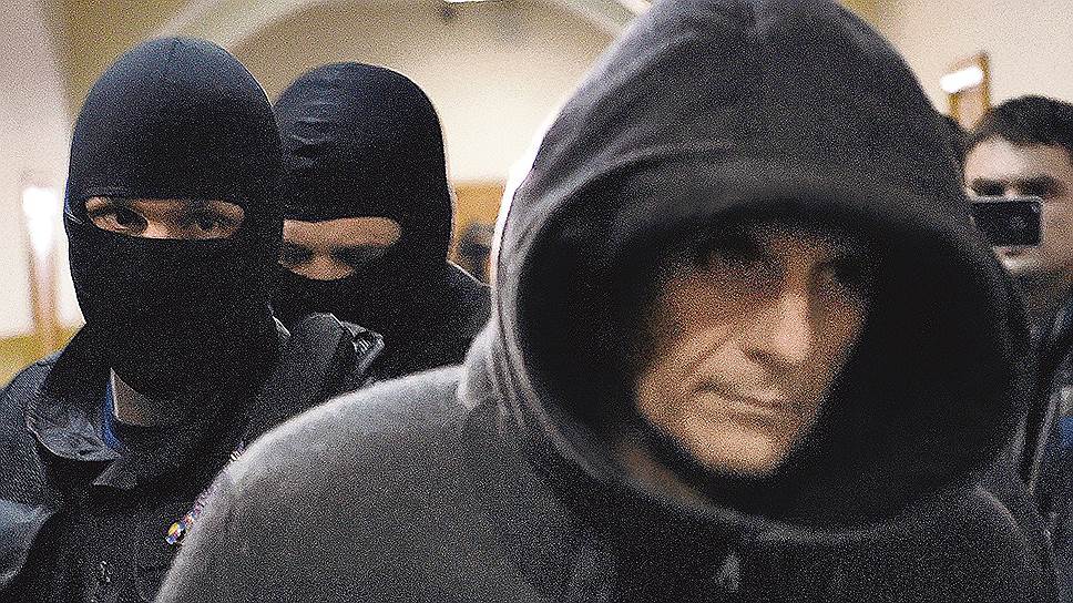 Сахалинский губернатор Александр Хорошавин за один день оказался в другом городе, в другом статусе и совсем в другой компании 