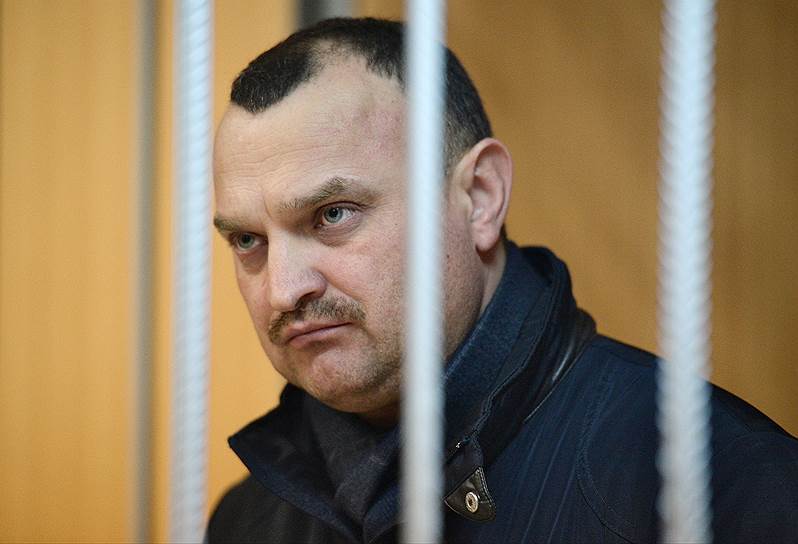 Бывший заместитель директора Федеральной службы исполнения наказаний России Николай Криволапов во время рассмотрения вопроса о его аресте в Пресненском районном суде 