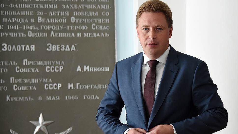 Дмитрий Овсянников призвал общественников к самороспуску