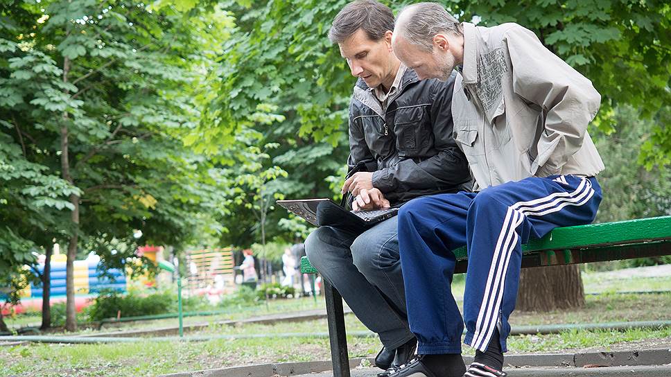 Интернет складывают с ТВ
