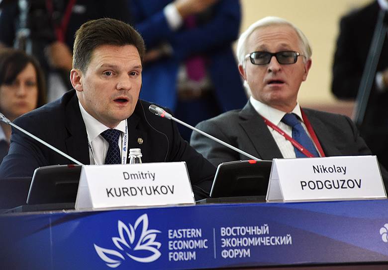 Генеральный директор «Почты России» Николай Подгузов (слева) и президент РСПП Александр Шохин 