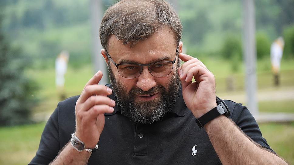 Актер Михаил Пореченков