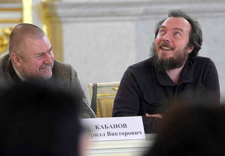 Председатель общественной организации «Национальный антикоррупционный комитет» Кирилл Кабанов и заведующий кафедрой новых медиа и теории коммуникации факультета журналистики МГУ им. М. В. Ломоносова, президент Ассоциации интернет-издателей Иван Засурский  